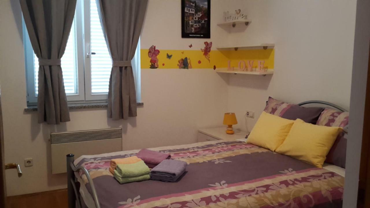 Maristela Lägenhet Rovinj Exteriör bild